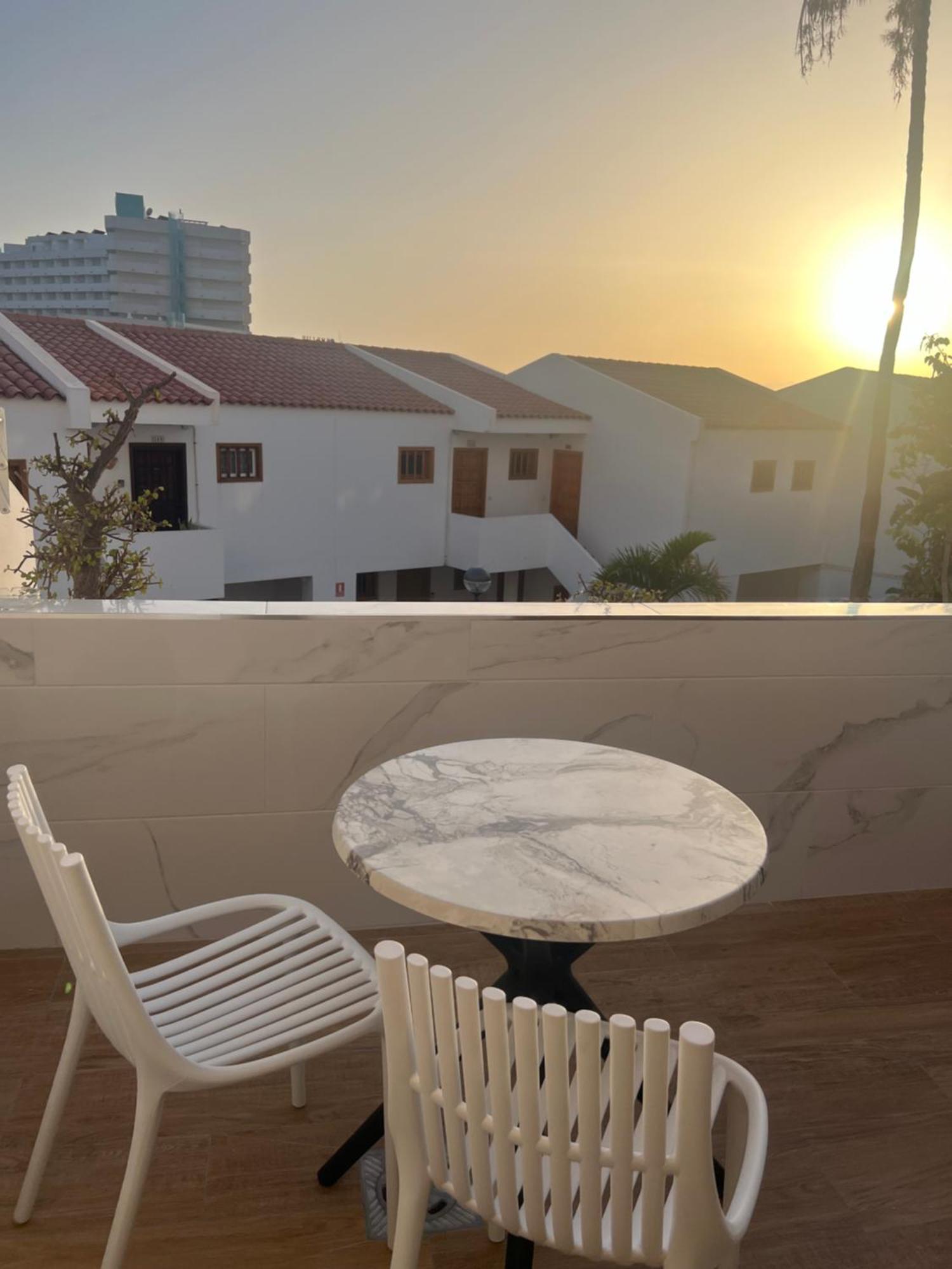 Garden City Apartment Privado Playa Feñabe المظهر الخارجي الصورة